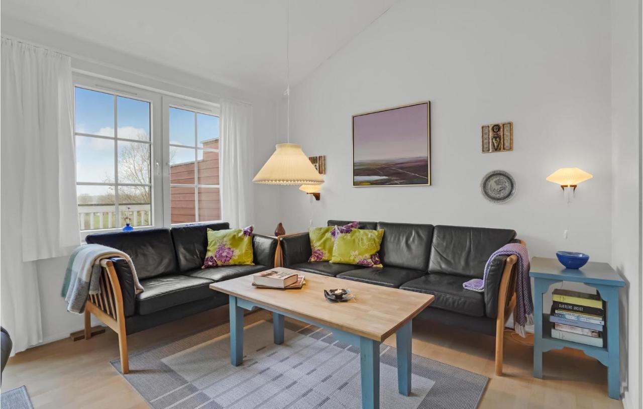 3 Bedroom Beautiful Home In 아벤라 외부 사진